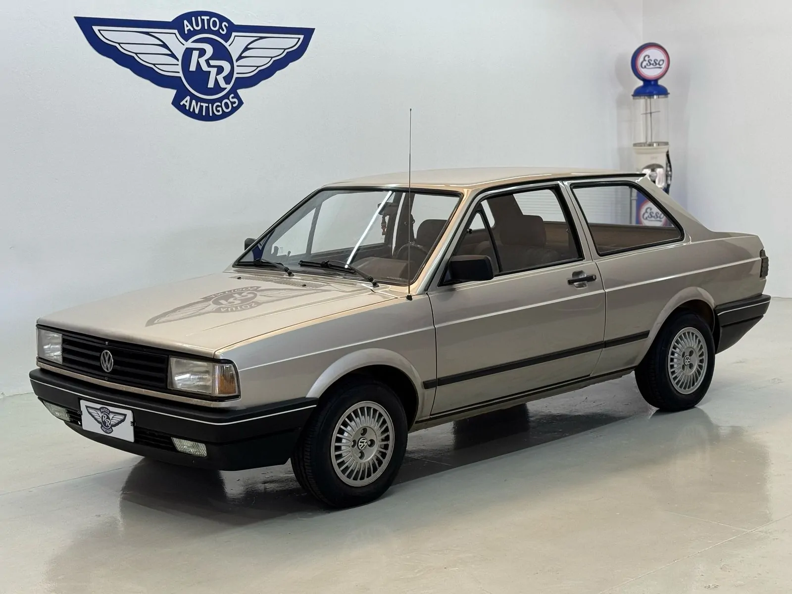 VW-Voyage CL – (Coleção)