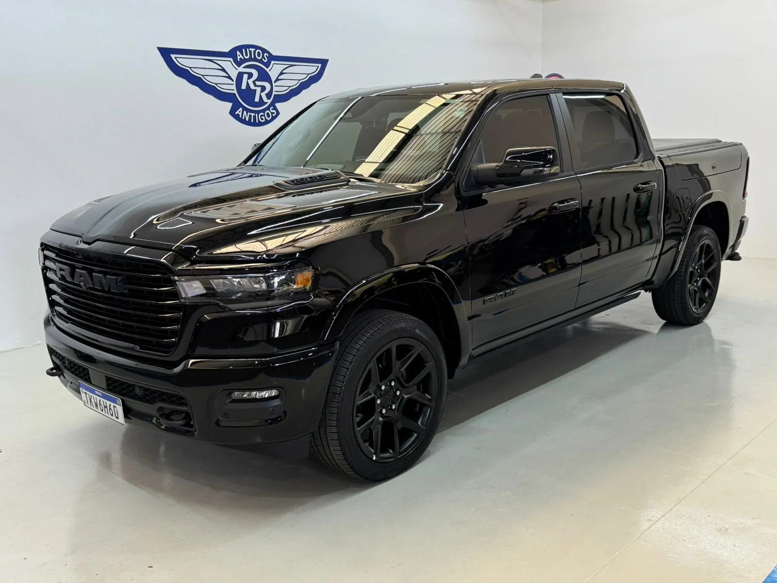 RAM 1500 SST Laramie 4X4 – 2025