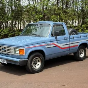 GM Chevrolet D20 Custom Deluxe