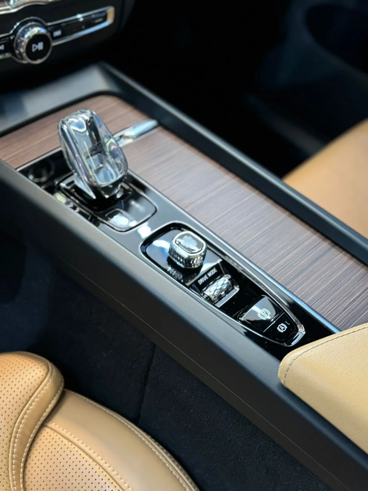 WhatsApp Image 2026-01-15 at 13.48.21 (1)