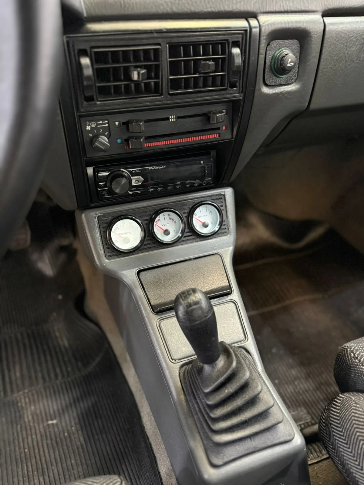 WhatsApp Image 2026-01-17 at 10.26.08 (2)