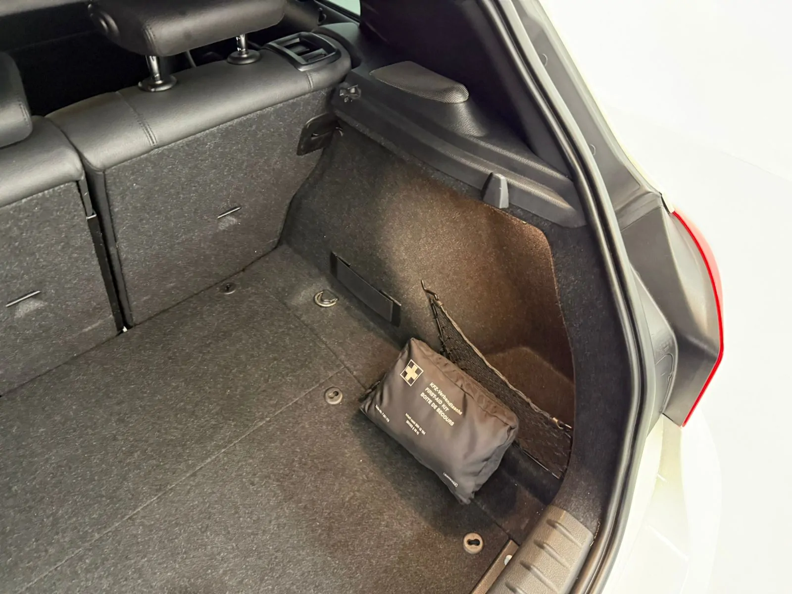 WhatsApp Image 2026-02-04 at 09.09.53 (1)