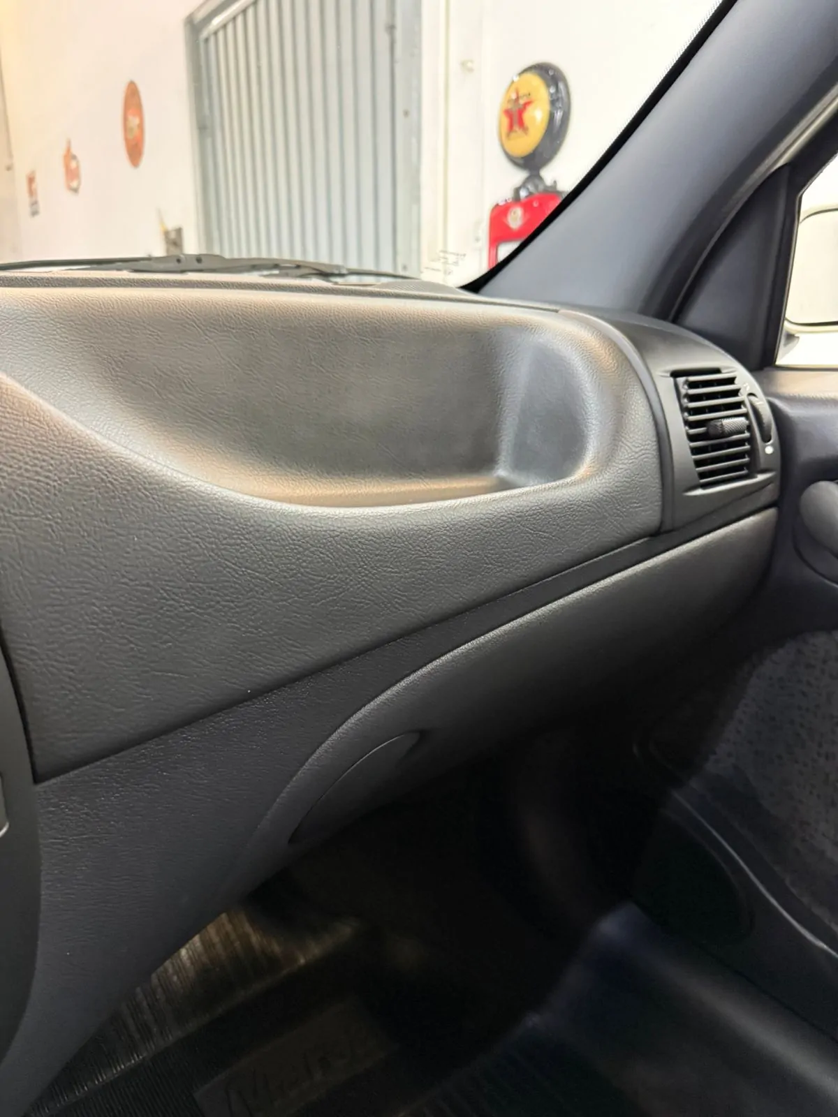 WhatsApp Image 2026-04-09 at 07.36.21 (4) WhatsApp Image 2026-04-09 at 07.36.21 (4)