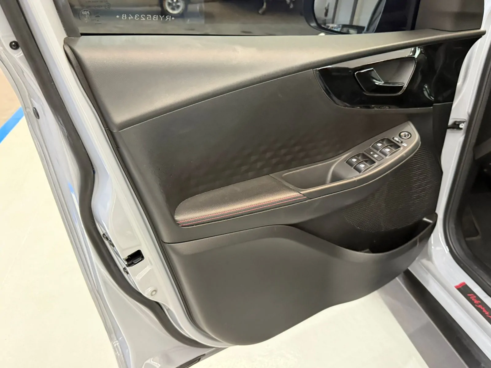 WhatsApp Image 2026-04-14 at 19.30.16 (4)